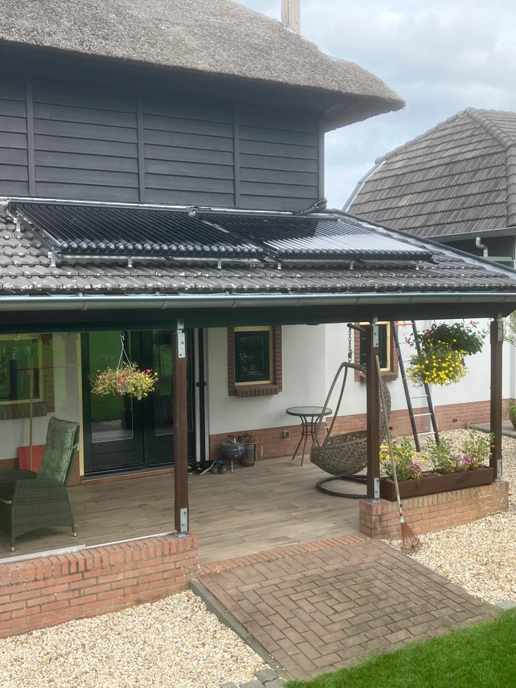 Heet water systeem bij woning in Buurmalsen